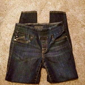 Rock & Republic Slimming denim cure jeans